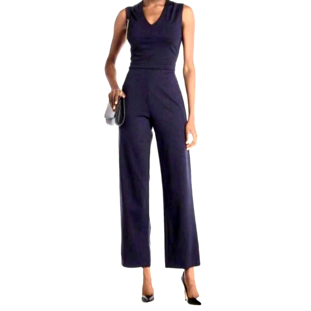 🎁 T TAHARI Gorgeous Navy Blue Jumpsuit  Pleats at V-Neckline w/ Hidden Back Zip